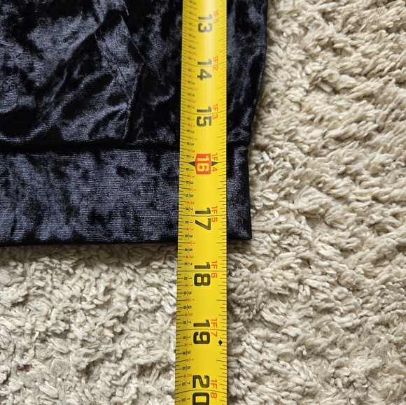 Fabletics black crushed velour zip up crop hoodie womens XXS - Picture 6 of 9